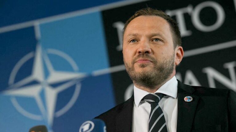 NATO Intercepta Caças Russos que Violam Espaço Aéreo da Estônia