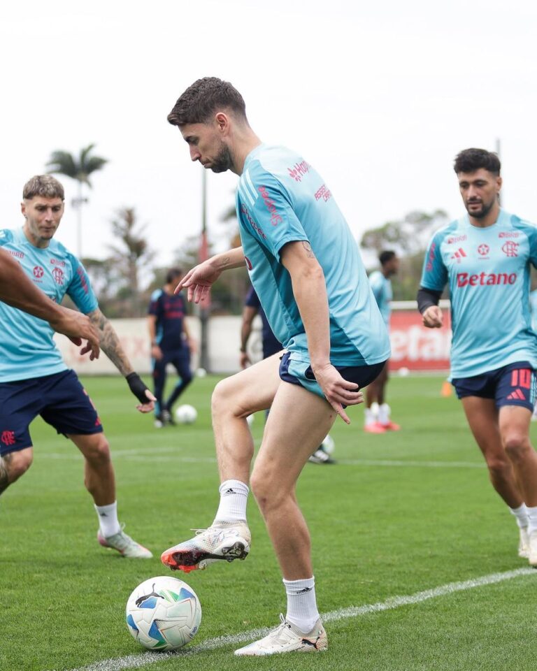 Flamengo Embarca para Argentina com Jorginho em Busca da Classificação na Libertadores