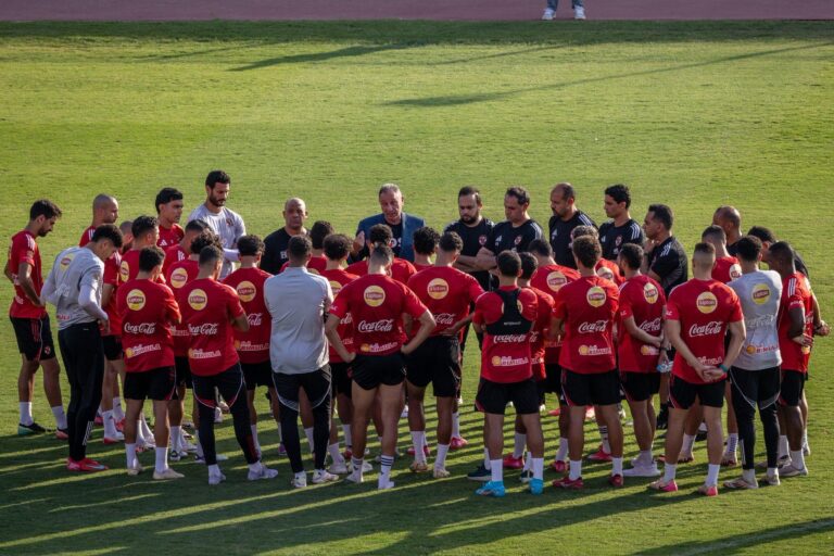 Al Ahly enfrenta desfalques importantes na partida contra o Haras El Hodoud