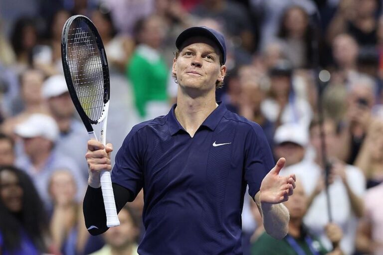 Jannik Sinner avança para a semifinal do US Open ao vencer Lorenzo Musetti