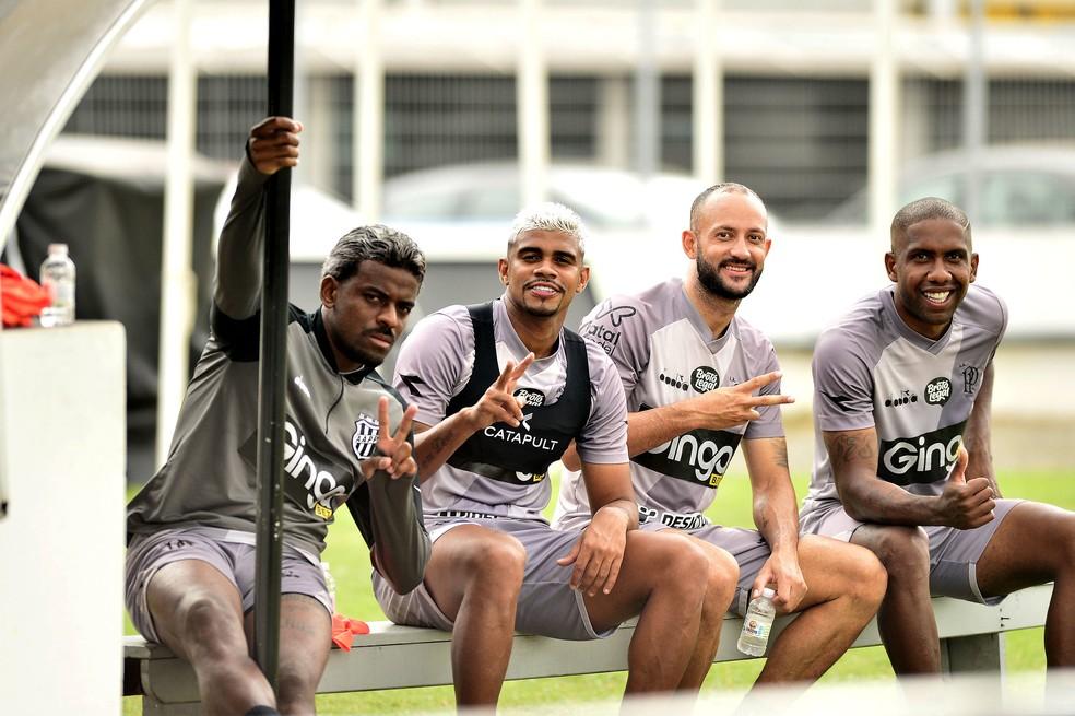 Léo Oliveira pode voltar a ficar à disposição na Ponte para a final da Série C