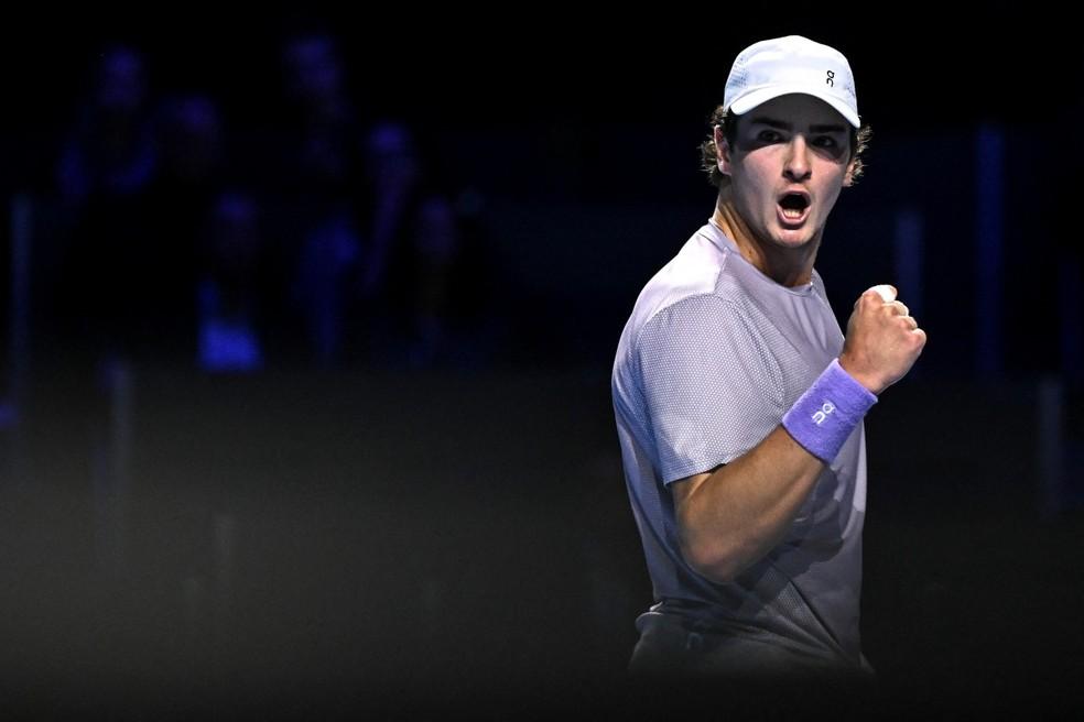 João Fonseca x Denis Shapovalov no ATP 500 da Basileia