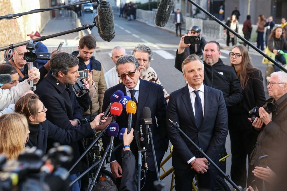 Nicolas Sarkozy inicia cumprimento de pena por financiamento ilegal de campanha