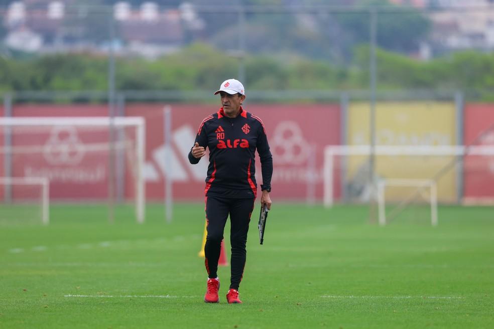 Ramón Díaz trabalha para voltar a vencer pelo Inter