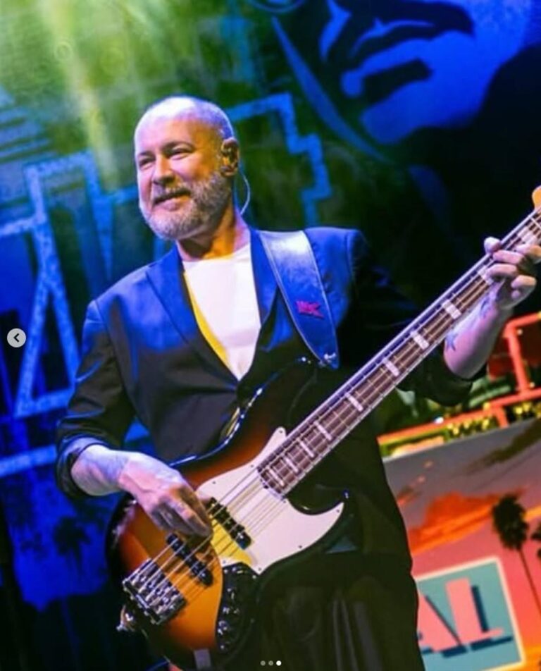 Morre Sam Rivers, baixista e fundador do Limp Bizkit, aos 48 anos