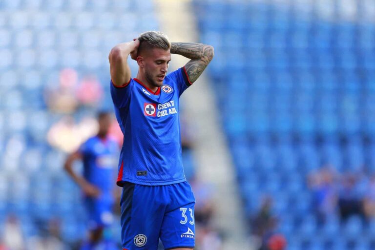 Gonzalo Piovi e Mateusz Bogusz Fora do Jogo: Todas as Novidades para Cruz Azul vs Monterrey