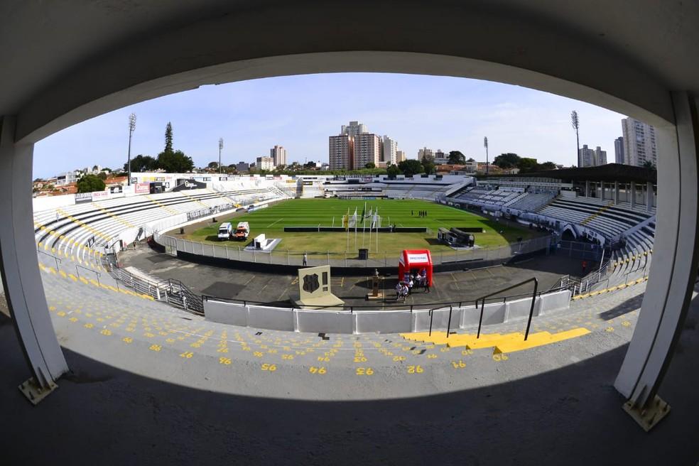 Estádio Moisés Lucarelli, em Campinas