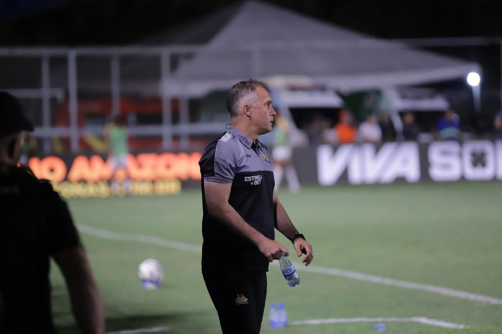 Eduardo Baptista, técnico do Criciúma