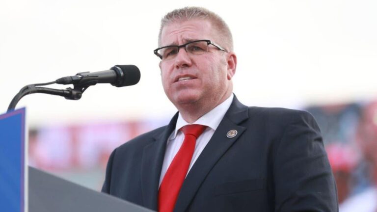 Darren Bailey sofre trágica perda familiar em acidente de helicóptero