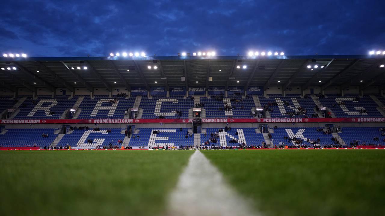 Visão geral do estádio Cegeka Arena, Genk