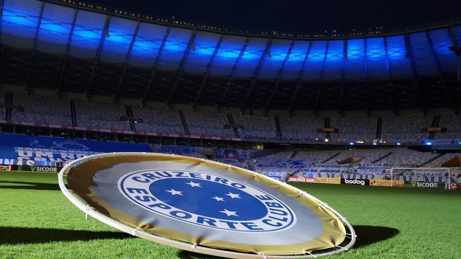 Escudo do Cruzeiro no Mineirão