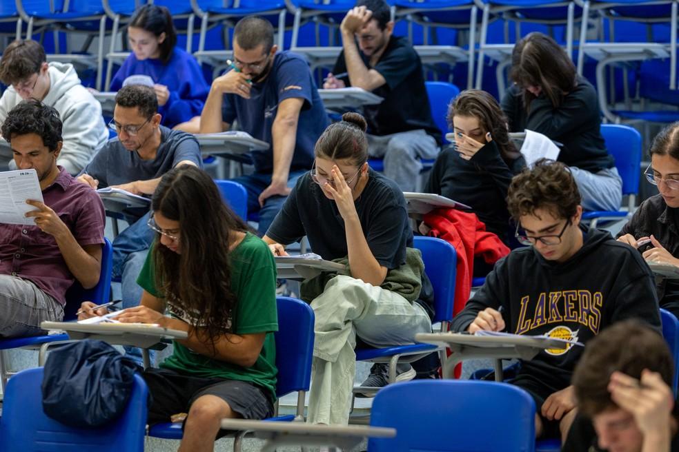 Unicamp 2026: candidatos fazem prova da 1ª fase em Campinas