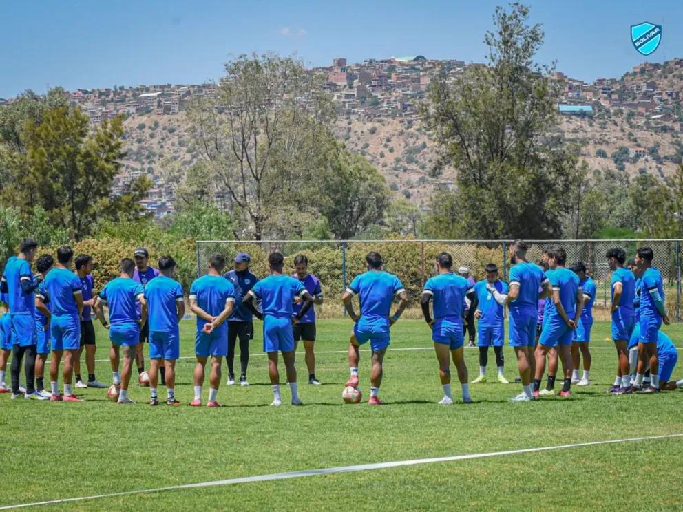 El primer plantel celeste se entrenó en Cochabamba antes de partir a Sucre