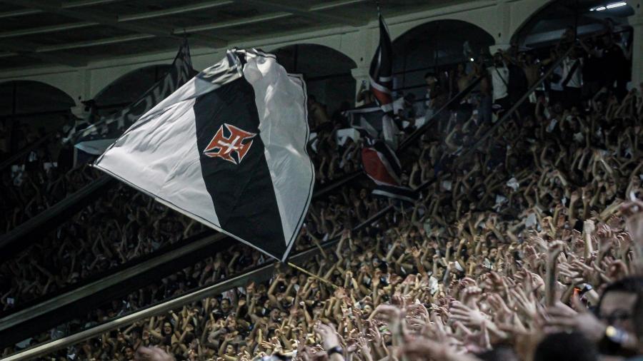 Torcida do Vasco em São Januário