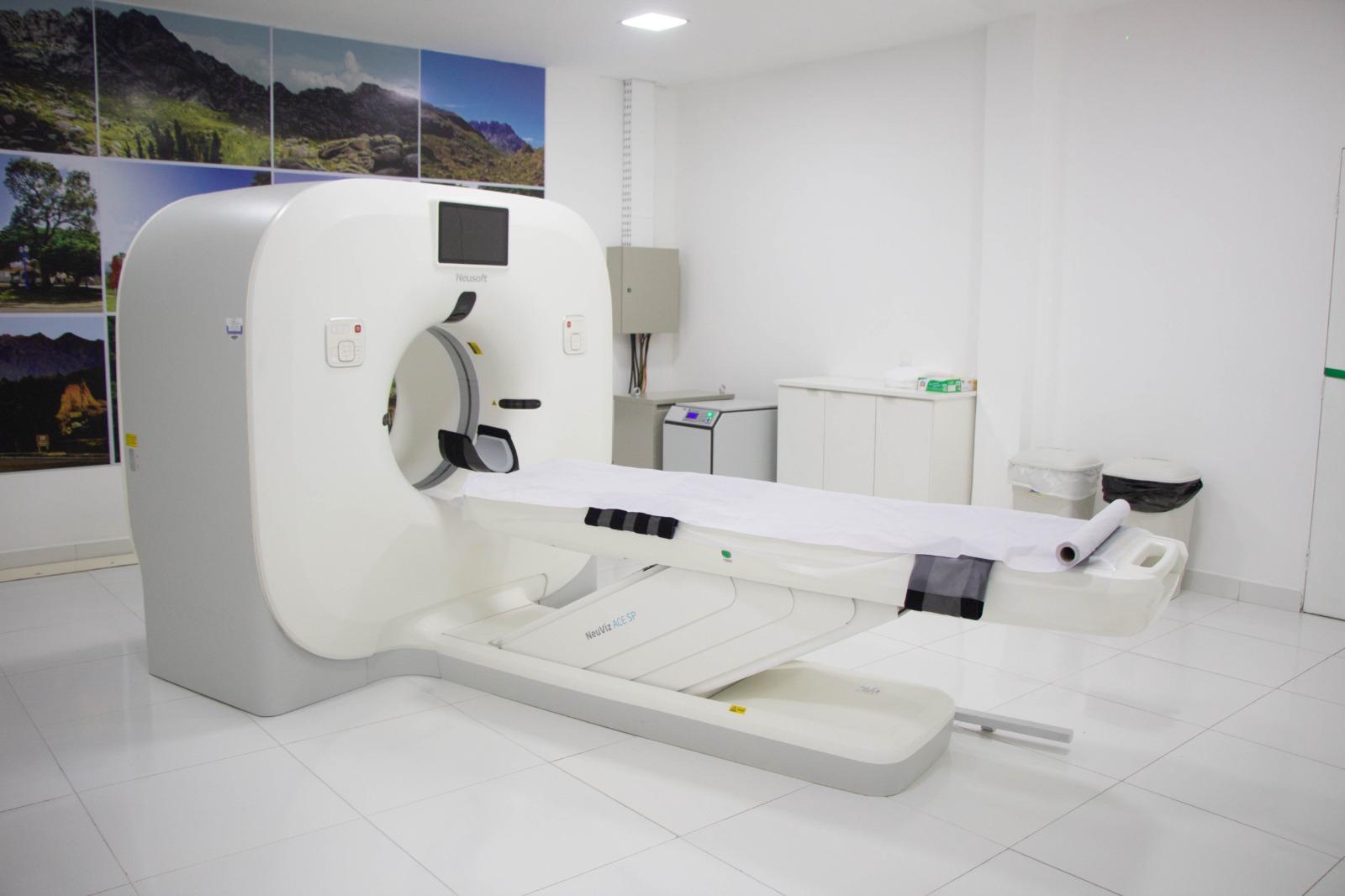 Inauguração do tomógrafo no Hospital Municipal de Itatiaia