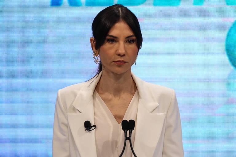 Amanda Klein deixa a RedeTV e se une ao SBT News!