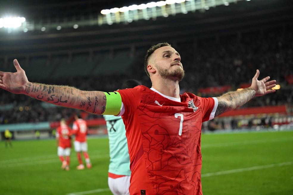 Marko Arnautovic marcou quatro gols no 10 a 0 da Áustria sobre San Marino