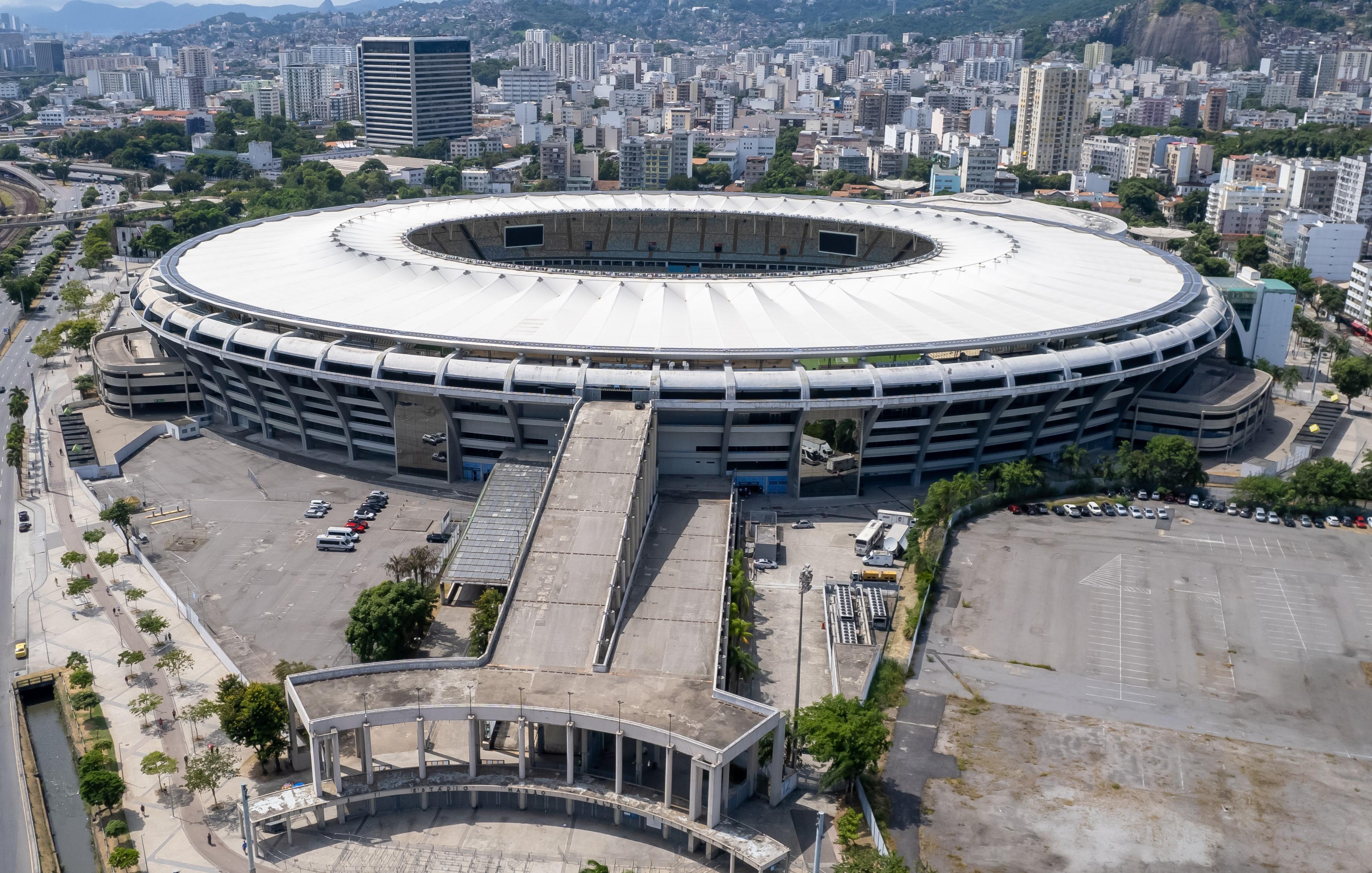 Maracanã em visão aérea. Foto tirada na entrada principal.