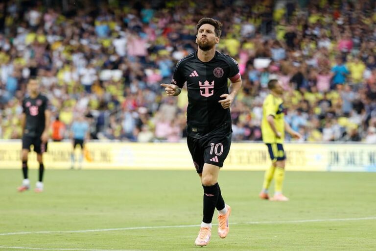 Messi brilha com hat-trick e Inter Miami goleia Nashville pela MLS