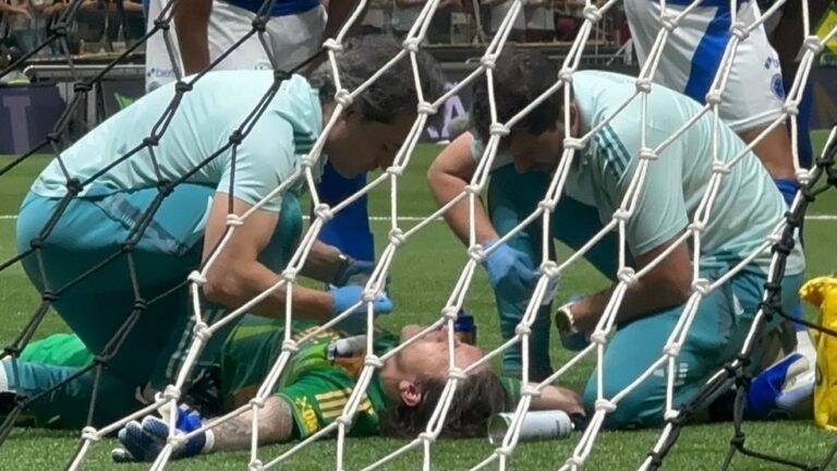 Cássio é substituído após choque e Cruzeiro aciona protocolo de concussão