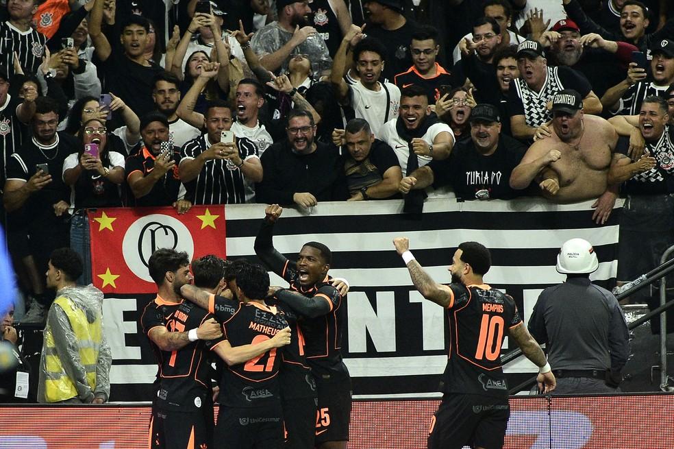 Comemoração do gol em Corinthians x Atlético-MG na Neo Química Arena pelo Campeonato Brasileiro