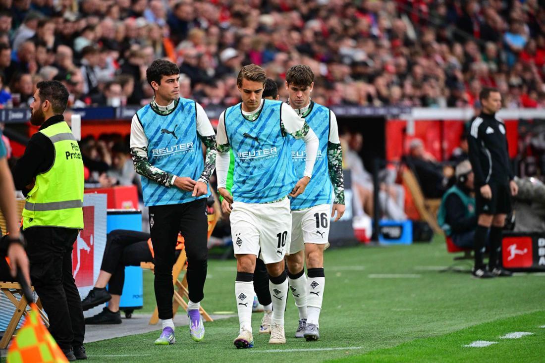 Giovanni Reyna retorna aos treinos com Borussia Mönchengladbach.