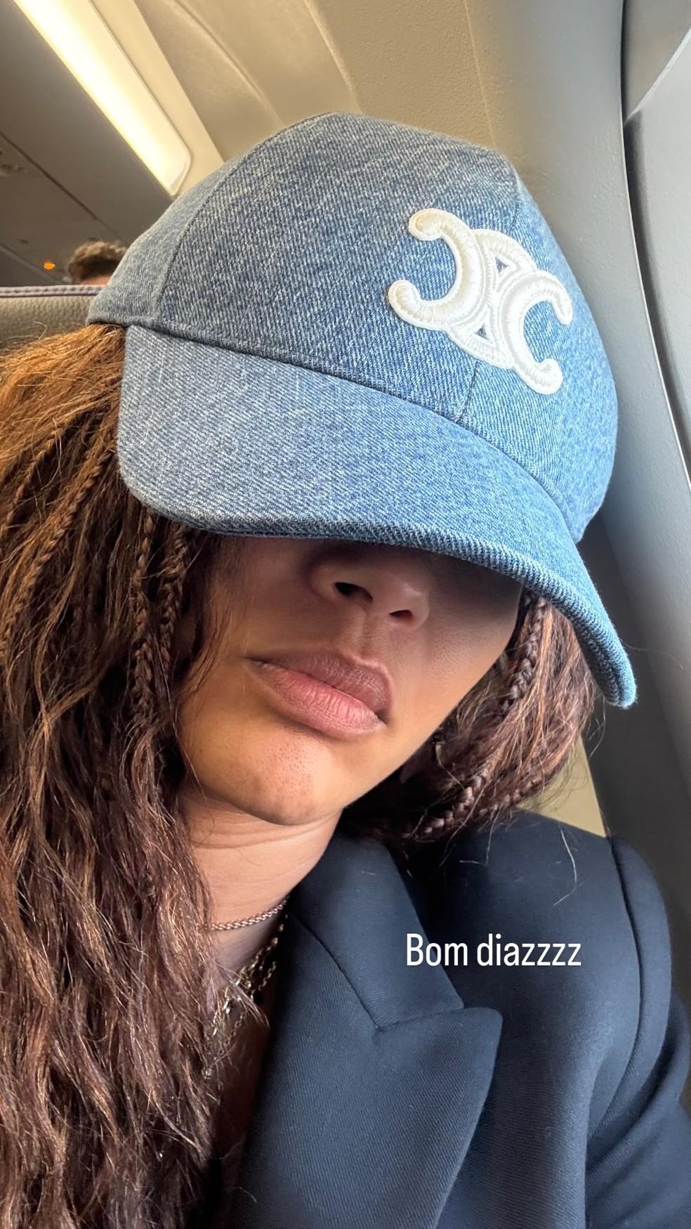 Taís Araújo exibe look após as gravações