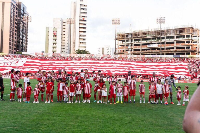 Náutico e Brusque se enfrentam em partida decisiva pela Série C