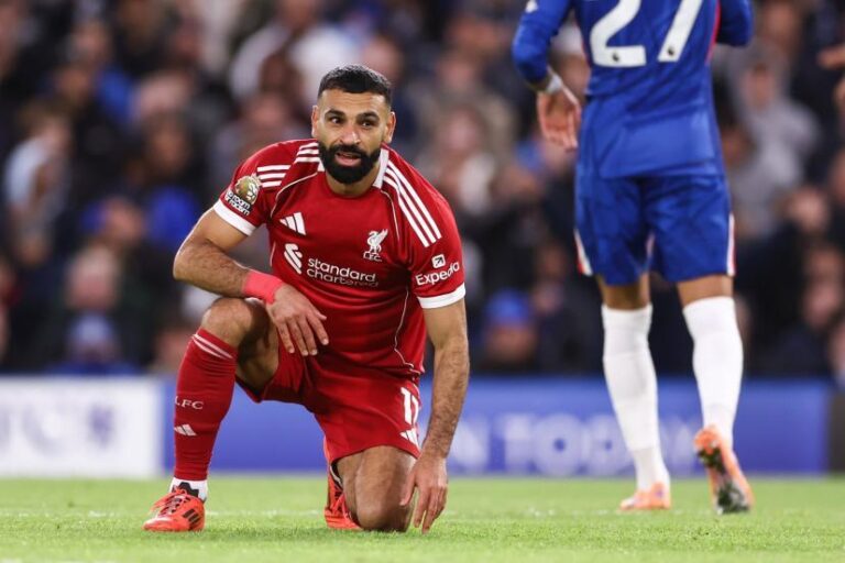 O momento delicado de Mohamed Salah: desempenho aquém do esperado no Liverpool