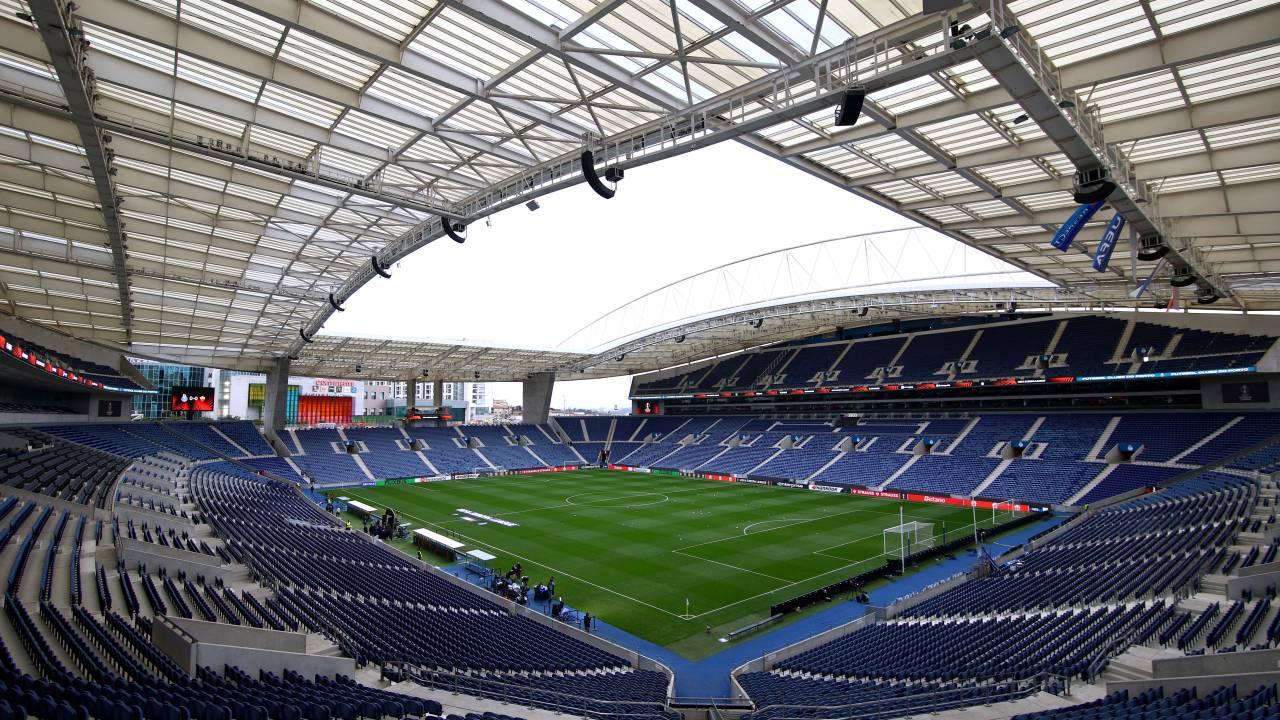Vista do Estádio do Dragão antes do jogo entre Porto e Roma