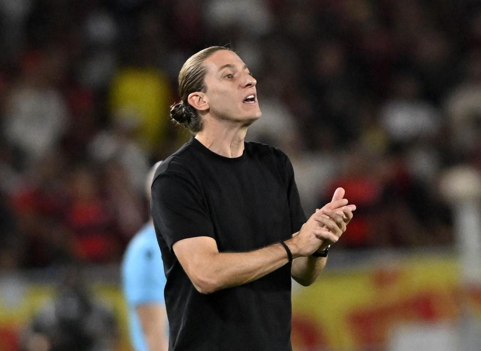 Filipe Luís comanda o Flamengo