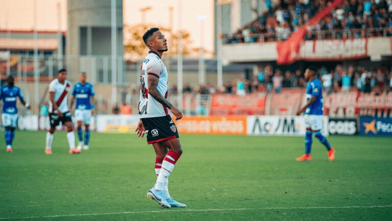 Juventude Enfrenta Cruzeiro em Confronto Decisivo do Brasileirão