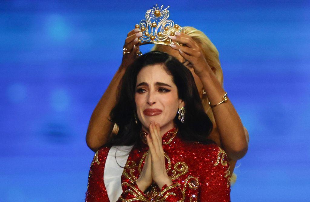 Miss Universe 2024 Victoria Kjær Theilvig crowns Bosch as Miss Universe 2025.