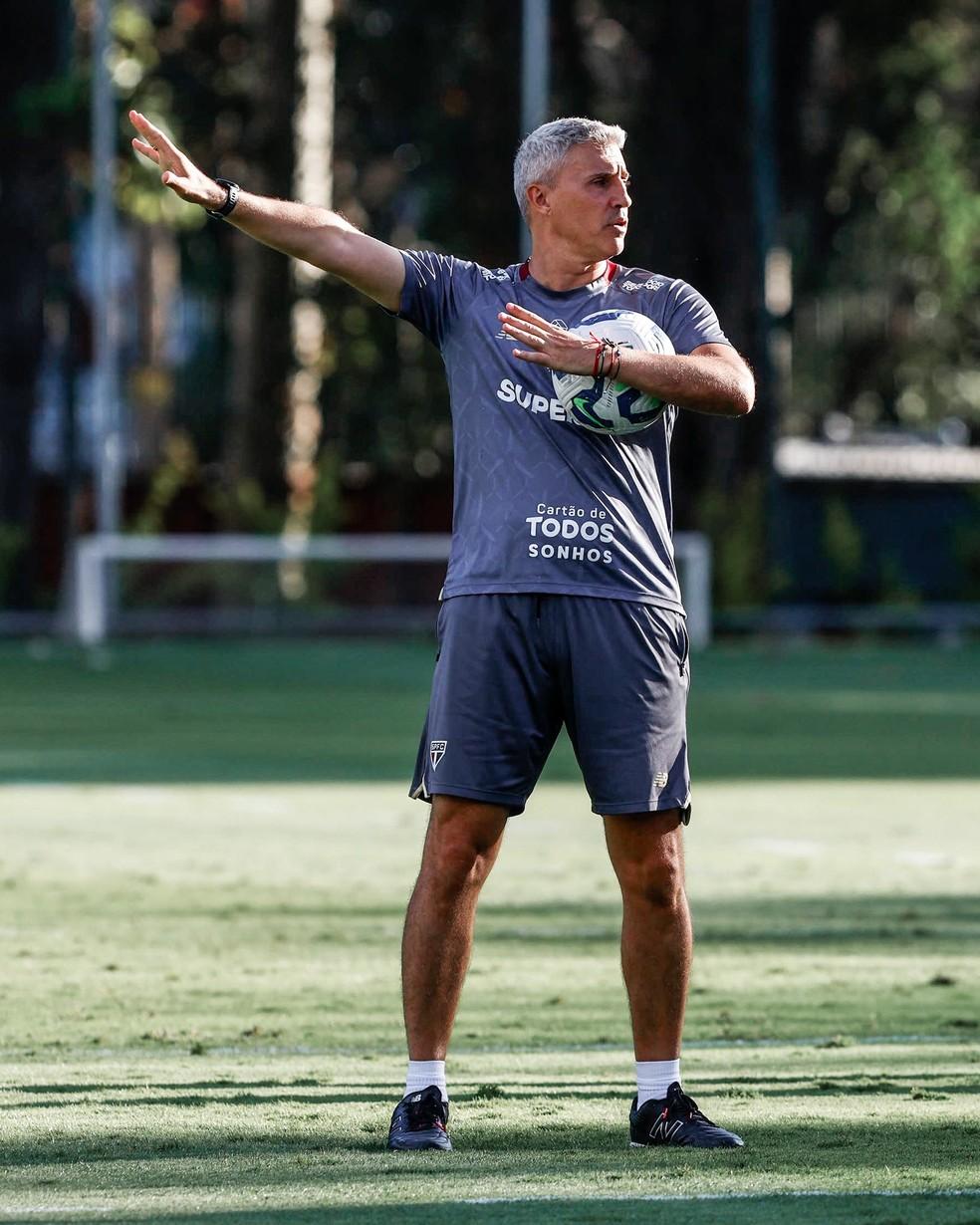 Crespo em treino do São Paulo