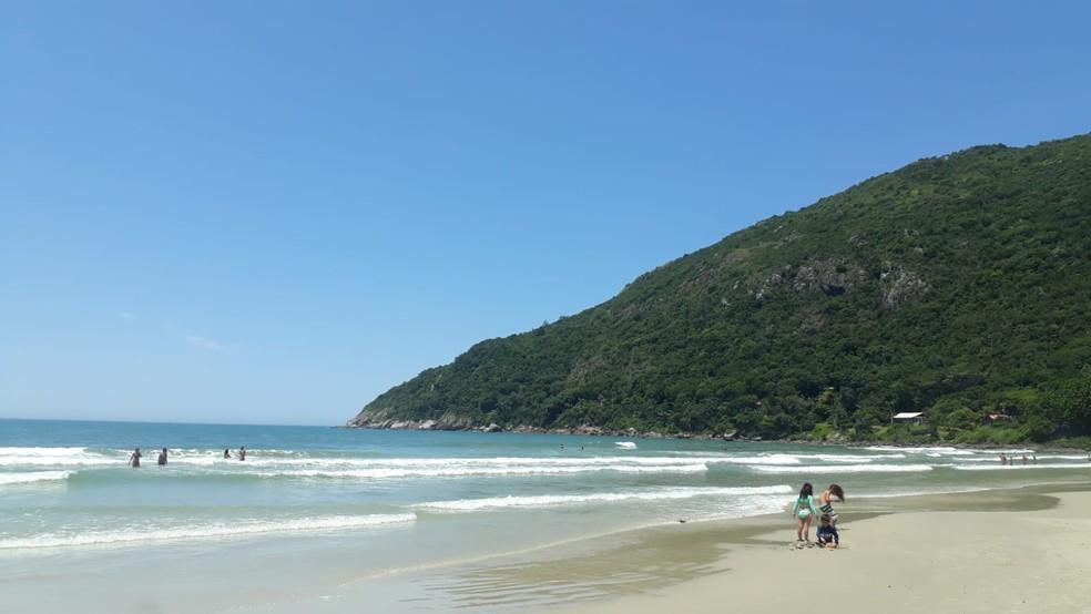 Praia do Matadeiro, em Florianópolis — Foto: Rafael Thomé/NSC TV