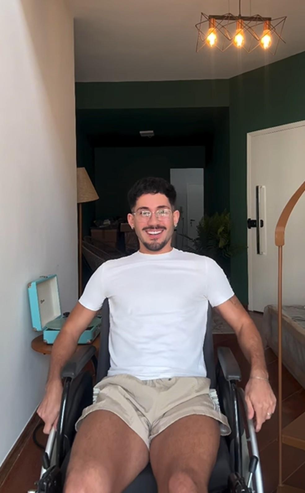 Vittor Fernando recebe alta hospitalar e desabafa após ser baleado