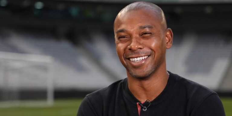 Fernandinho Anuncia Aposentadoria: O Fim de uma Era no Futebol