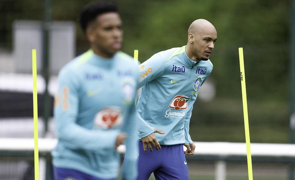 Volante Fabinho volta à seleção brasileira depois de três anos