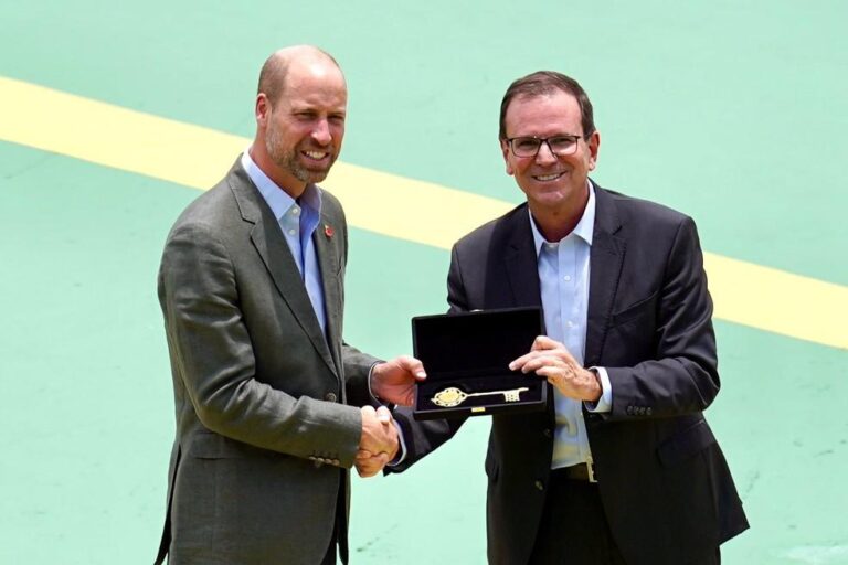 Príncipe William Recebe Chaves do Rio de Janeiro e Promove Ações Ambientais