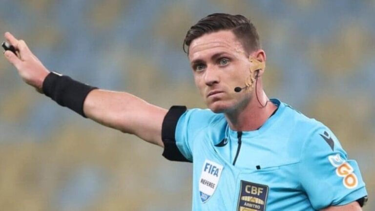 Árbitro Ramon Abatti Abel é suspenso após polêmica no clássico São Paulo x Palmeiras