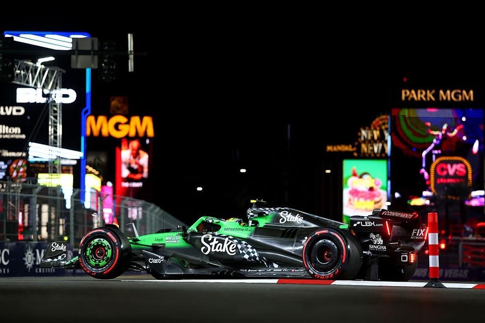 Gabriel Bortoleto no terceiro treino livre para o GP de Las Vegas