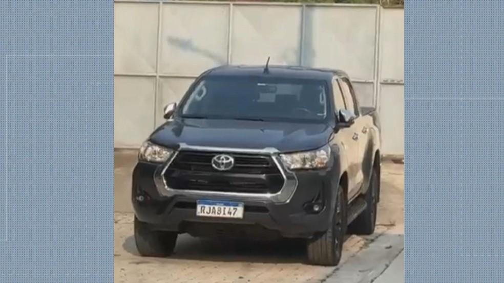 Carro levado pelos criminosos