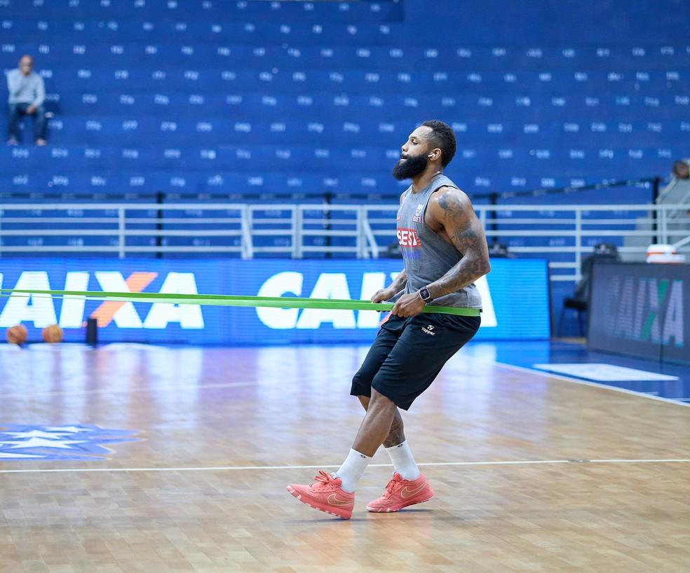 David Jackson retornando ao time do Sesi Franca