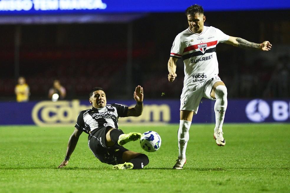 Enzo Díaz em São Paulo x Ceará
