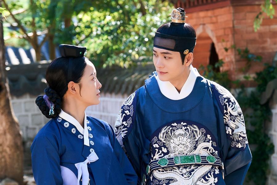 Kim Se Jeong Officially Becomes Kang Tae Oh's Concubine In 'Moon River'