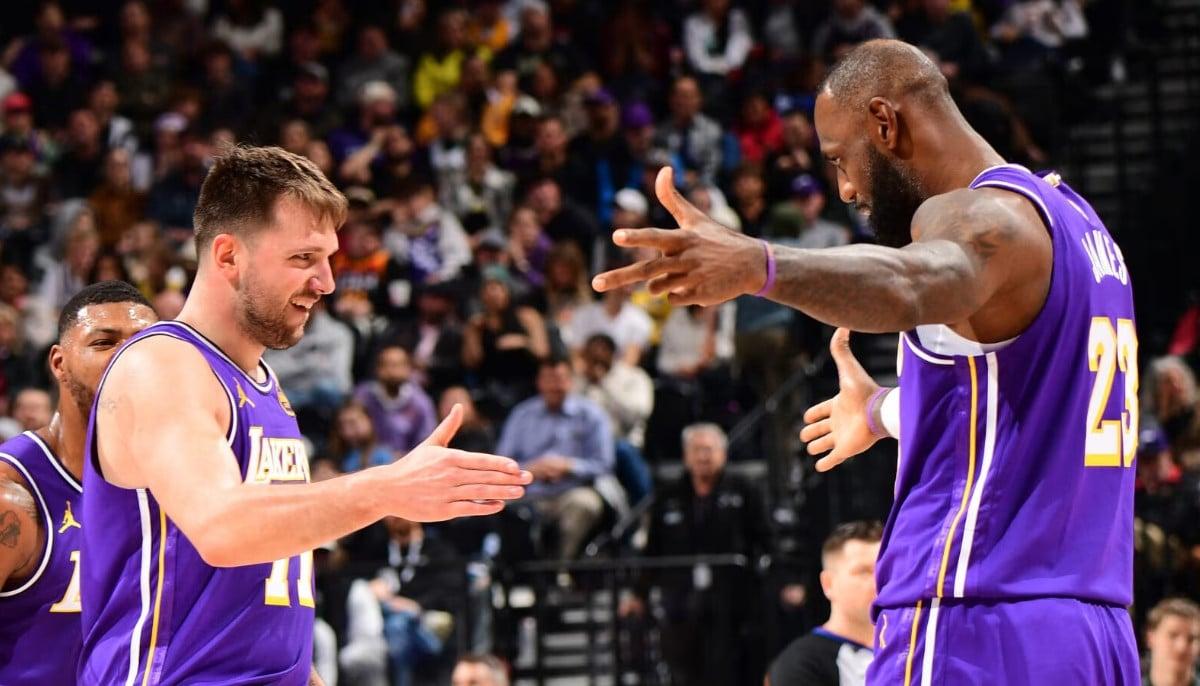 Thunder vs Lakers: LeBron James jogando enquanto Lakers perdem Luka Dončić