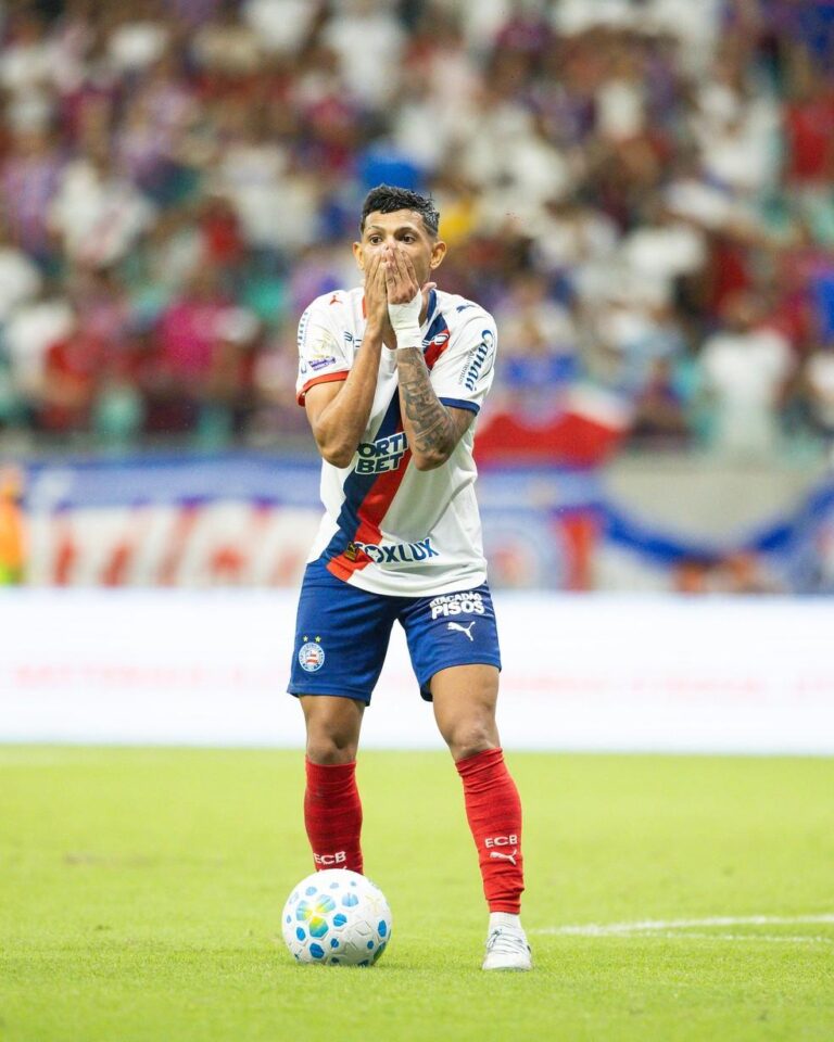Bahia enfrenta crise e acumula quinta derrota seguida com derrota para o Cruzeiro