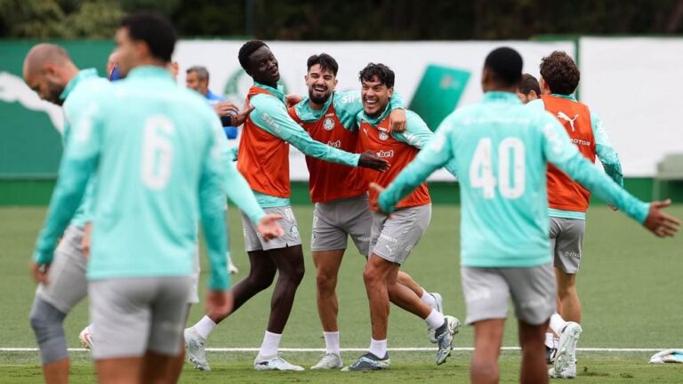 Palmeiras se prepara para duelo decisivo na Libertadores com mudanças na escalação