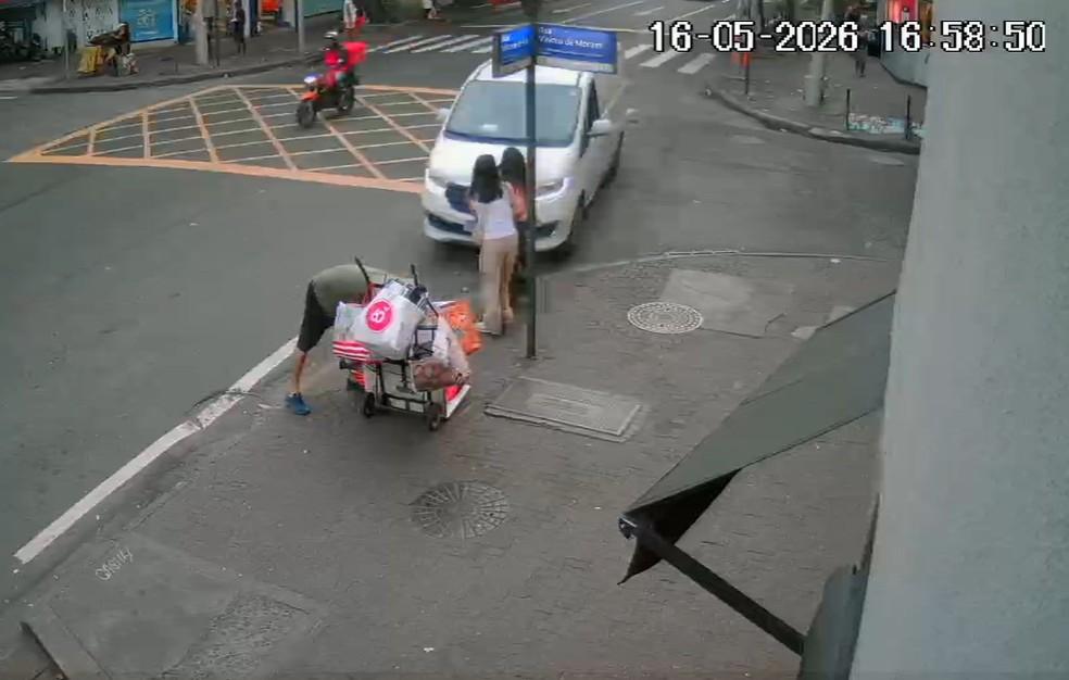 Novas imagens mostram momento em que filha de diplomata foi atropelada em Ipanema