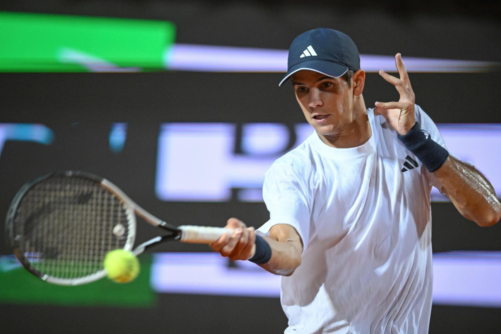 Rafa Jódar, em direto na segunda ronda de Roland Garros.